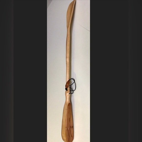 1990s Vtg Hand Crafted Wooden Walnut Oak Leather Strap Artisan Shoehorn - Picture 2 of 7